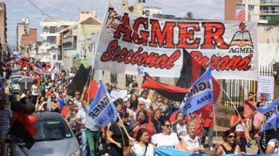 Agmer Paran� marchar� el lunes a la Casa de Gobierno por los errores en los pagos de salarios