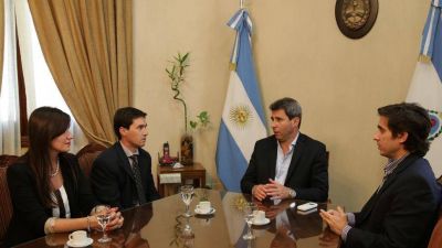 U�ac recibi� a Mario Parra, nuevo director del Registro Civil