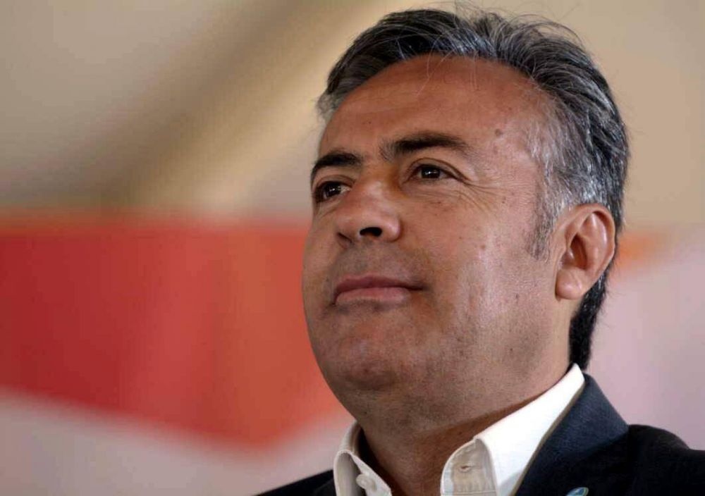 A�n no definen c�mo pagar�n el bono a estatales