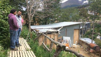 Vuoto recorri� el barrio Kaup�n durante una nueva jornada de limpieza y retiro de chatarra