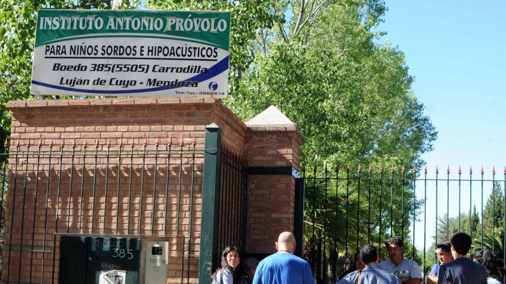 Abusos en Mendoza: la posicin del Arzobispado provincial y las crticas de las vctimas