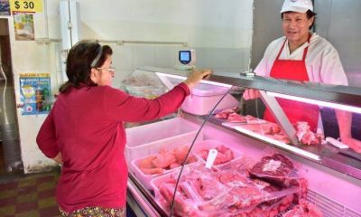 Consumidores afrontan aumentos en el precio de la carne de vaca, pollo y cerdo