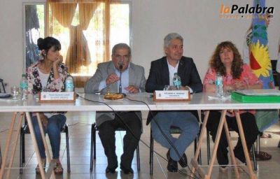Zara particip� de la sesi�n especial del HCD en Juan A. Pradere