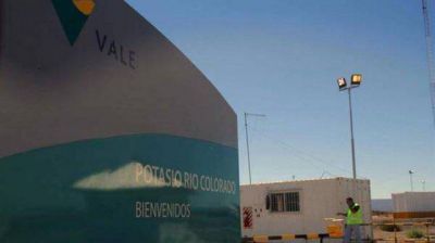 El Gobierno firm� el decreto para la reingenier�a de Potasio R�o Colorado