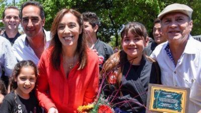 Tagliaferro consigui� una foto con Vidal y Descalzo en Ituzaing�