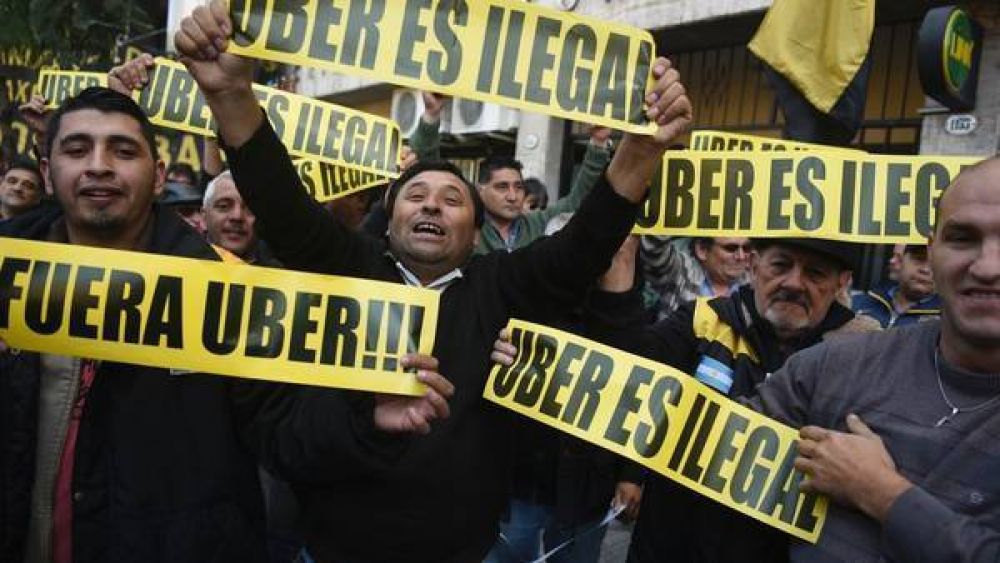 Otro golpe a Uber: denuncian a directivos por evasin fiscal