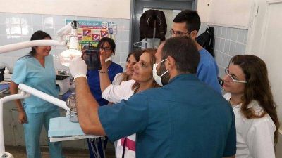 Los santiague�os se acercaron a los hospitales para controlar su salud bucal