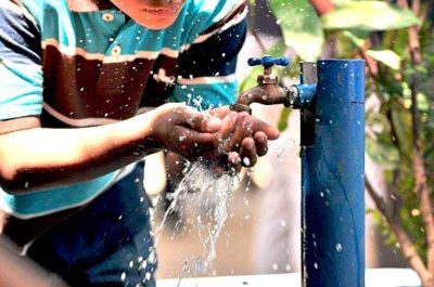 Quieren declarar en �emergencia� al servicio de agua potable en La Plata
