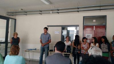 Homenaje a trabajadores desaparecidos en Bat�n en la �ltima dictadura c�vico militar