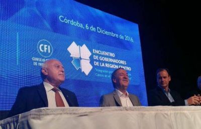 Schiaretti, Lifschitz y Bordet apoyan a Macri por Ganancias