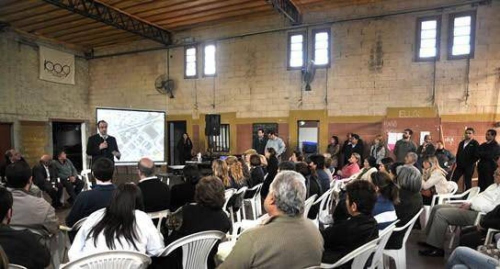 Licitan obras millonarias de mejoramiento integral de barrios del Suroeste