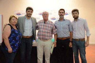 Galli: �Tenemos la premisa de trabajar para que cada vecino tenga su escritura�