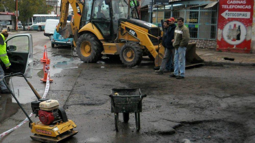 El Municipio promete asfaltar casi 240 cuadras durante 2017