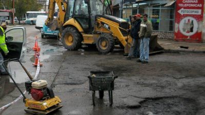 El Municipio promete asfaltar casi 240 cuadras durante 2017