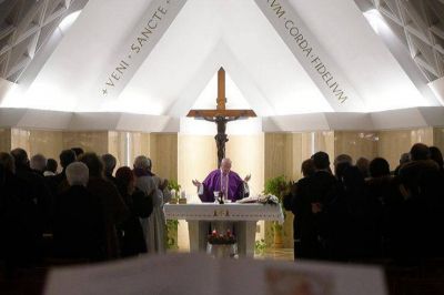 El Papa en Sta. Marta: Dios no viene a condenar sino a salvar