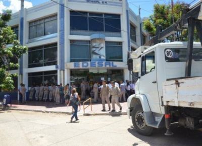 Trabajadores agremiados a Luz y Fuerza cumplieron su segundo d�a de protesta