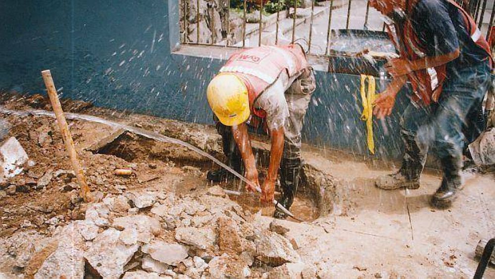 Multar�n a quienes da�en infraestructura de Agua Potable