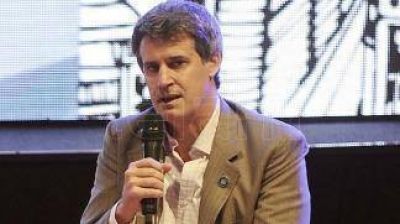 Prat Gay duda que el Senado apruebe el proyecto de Ganancias de la oposici�n