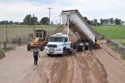 Se iniciaron las tareas para la futura pavimentaci�n del acceso a De Bary