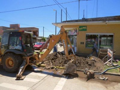 Trabajan en la red de agua potable para que no haya faltantes durante el verano