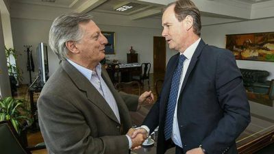 Bordet le sigue pidiendo a Aranguren que pague m�s por la energ�a de Salto Grande