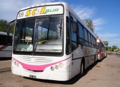 Contin�a el paro de choferes de Sol Bus y Mar�a del Rosario
