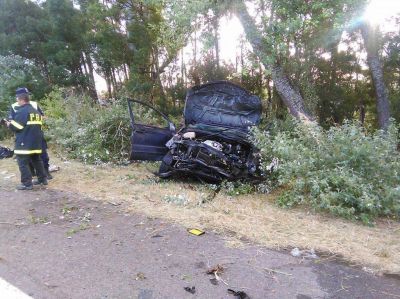 Tr�gico accidente en la ruta 2: muri� otra mujer e identificaron a las v�ctimas