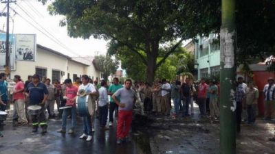 Empleados de Obras P�blicas rechazan el bono de $2.000