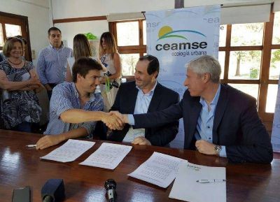 Ceamse firm� convenio con el municipio de Mercedes y OPDS para el cierre del basural municipal