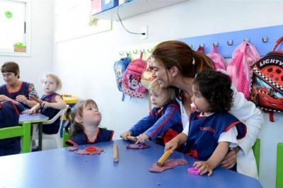 Sin margen, Macri mand� a Awada a recorrer la provincia de Buenos Aires