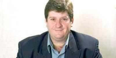 Pi�eiro: �El gobernador no les permite a los intendentes firmar convenios con Naci�n�
