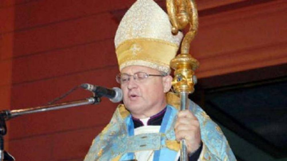 Mons. Luis Urbanc pidi bendiciones para todos