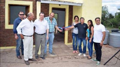 Se entregaron viviendas sociales en el departamento Quebrachos