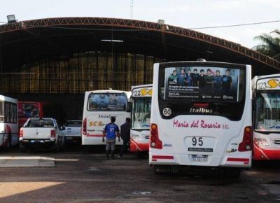 Pese a la orden de la Justicia, contin�a el paro de Sol Bus y Mar�a del Rosario