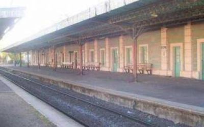 En la Provincia protestan por un tren que pasa solo una vez por semana