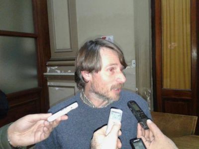 Para Garrido, se desmantelar� el programa Conectar Igualdad
