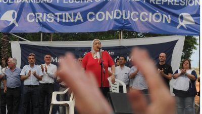 Bonafini: �Ellos tendr�n muchos d�lares, pero nunca una plaza llena�