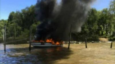 R�o Luj�n: se incendiaron cuatro embarcaciones por una explosi�n