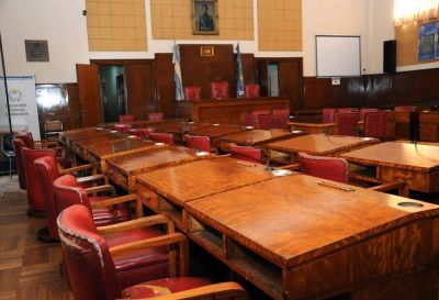 Duros an�lisis en el Concejo del primer a�o de la gesti�n de Arroyo