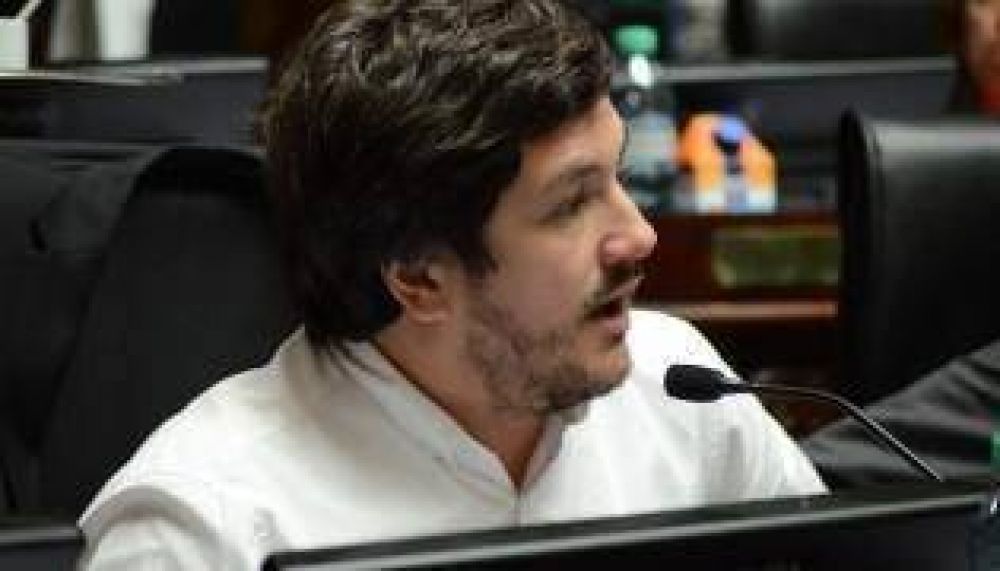 �Alfons�n fue el �ltimo presidente que supo interpretar a la gente�