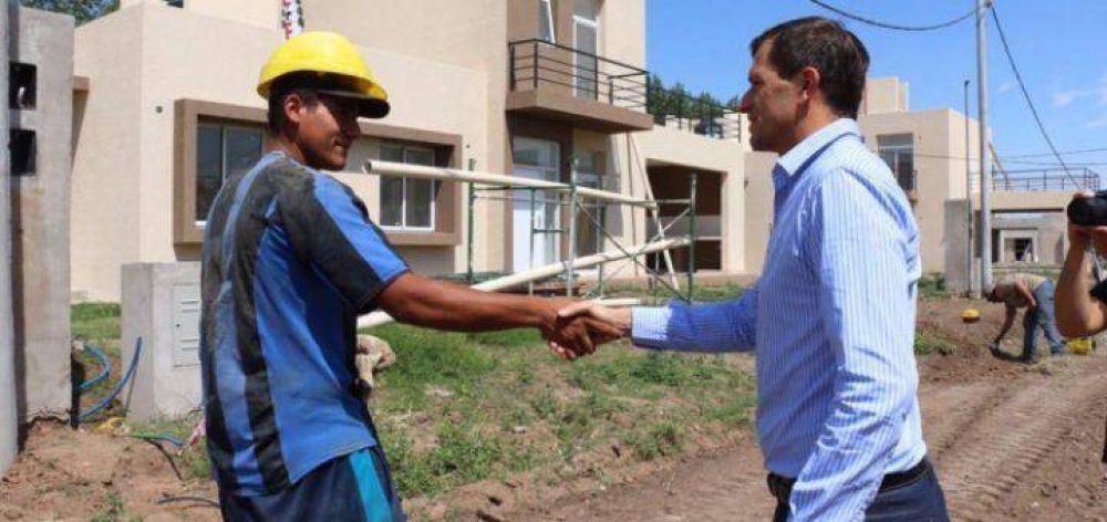 Bucca avanza con las obras en el Barrio ProCreAr de 181 viviendas