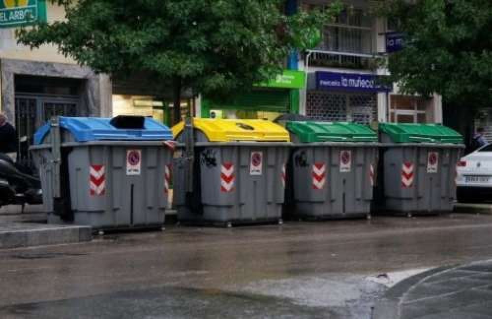 Instalarn contenedores de basura en distintos puntos de la ciudad de Salta
