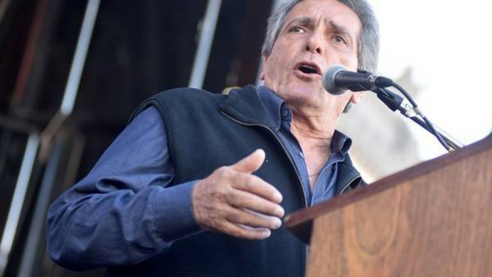 Con matices, la CGT apoya y pone presi�n
