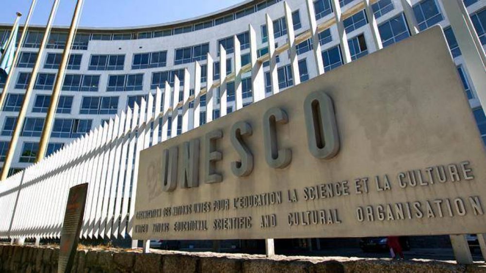 La UNESCO se reuni con una asociacin para la Memoria del Holocausto