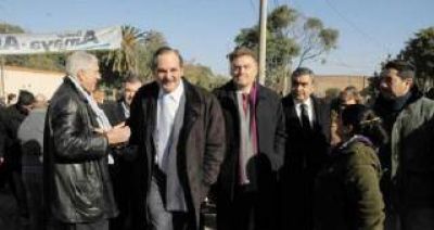 Romero cuestion� a Alperovich y alab� a su jefe