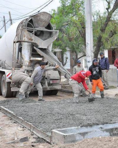 Pavimentar�n calles en el B� John Kennedy
