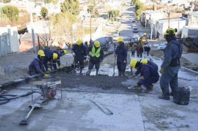 Antes de fin de a�o se adjudicar�n las 120 cuadras de pavimento ya licitadas
