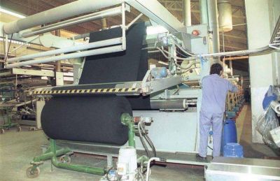 Los trabajadores de Guilford contin�an esperando definiciones