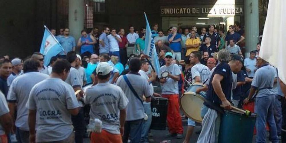 Los trabajadores rosarinos perdieron hasta un 23% de poder adquisitivo desde que asumi Macri