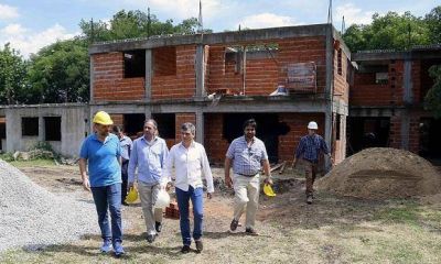 Zabaleta recorri� la reactivaci�n del plan de 78 viviendas en Villa Tesei